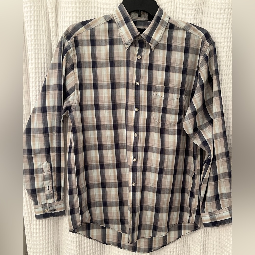 Van Heusen Long Sleeve Button Down Collared Shirt 15-1/2 Neck, Navy, Cream, Aqua